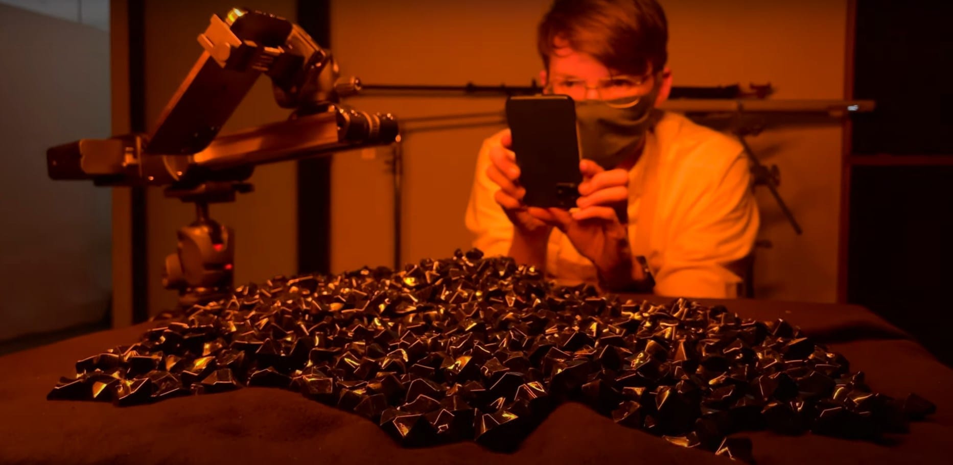 apple iphone Behind the Scenes — Experiments V_ Dark Universe how to
