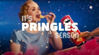 Pringles – Carol of the Bells Christmas advert