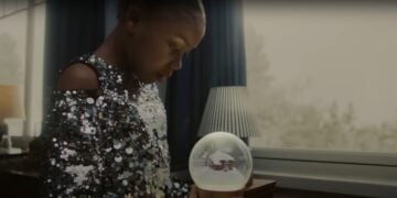 Skylar Blue’s Leona wields her magical snow globe to transform Christmas